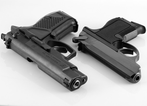 Non Lethal Pistole (travmatik.com, by-sa).