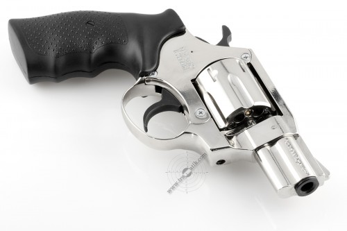 17. Травматический револьвер «SAFARI 820G». 17. Травматический револьвер «SAFARI 820G».