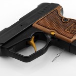 Травматический пистолет «SAFARI MINI» (САФАРИ МИНИ) . Позолота и орех.