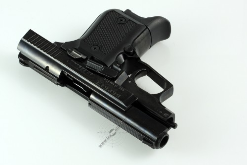 02. Травматический пистолет «Беркут-Stalker». 02. Травматический пистолет «Беркут-Stalker».