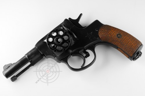 Укороченный травматический револьвер «КОМБРИГ» на базе «НАГАНА».