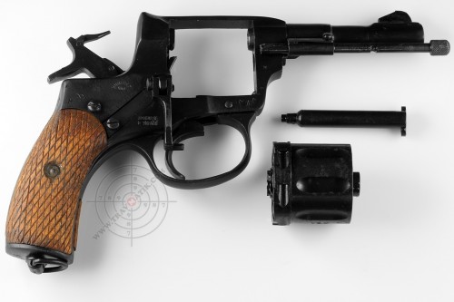 Укороченный травматический револьвер «КОМБРИГ» на базе «НАГАНА».
