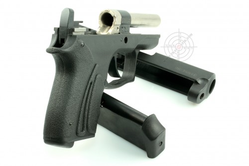 05. «Форт 10Р». Травматический пистолет компактных размеров.