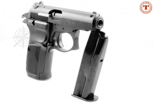 1. Феникс-Р. Травматический пистолет на базе CZ-83. 1. Феникс-Р. Травматический пистолет на базе CZ-83.