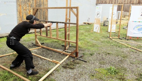 01. МКПС (IPSC).  Пepвeнcтвo по пистолету cpeди юниоров. Артемида. Донецк.   01. МКПС (IPSC).  Пepвeнcтвo по пистолету cpeди юниоров. Артемида. Донецк.