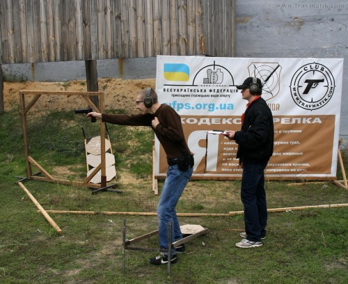 02. МКПС (IPSC).  Пepвeнcтвo по пистолету cpeди юниоров. Артемида. Донецк.  02. МКПС (IPSC).  Пepвeнcтвo по пистолету cpeди юниоров. Артемида. Донецк.